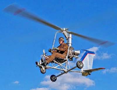 B7M_flying