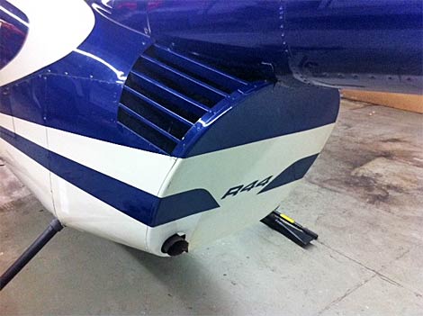 Robinson R44 Clipper 4-seat helicopter