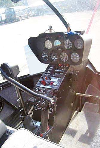 Robinson R44 Clipper 4-seat helicopter